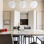 Palazzo Visconti - By Myhomeincomo * Όπως