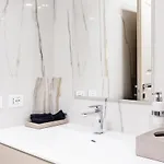 Palazzo Visconti - By Myhomeincomo * Como
