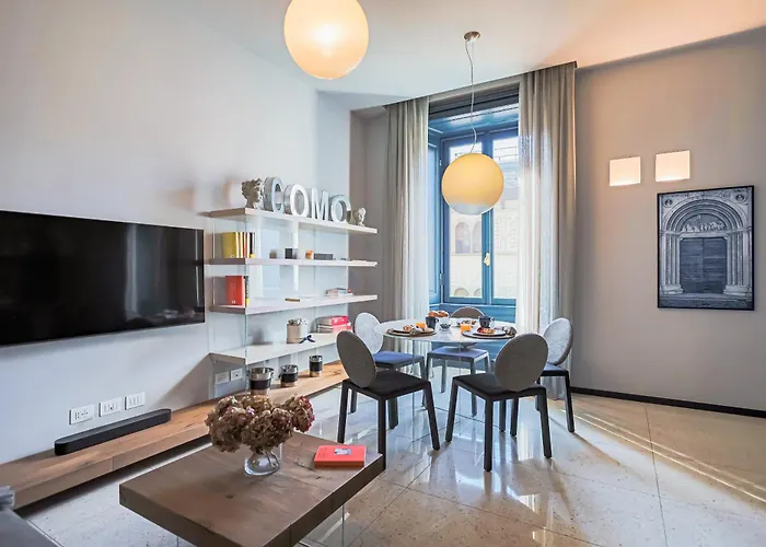 Palazzo Visconti - By Myhomeincomo Комо